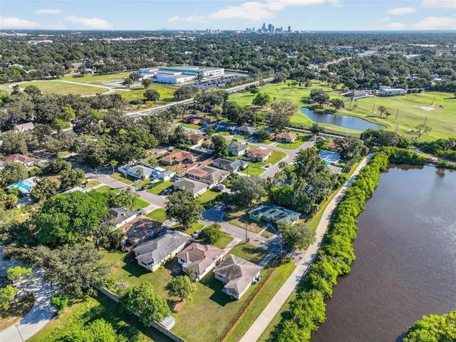 $3,000 | 2401 42nd Street South, St. Petersburg, FL 33711