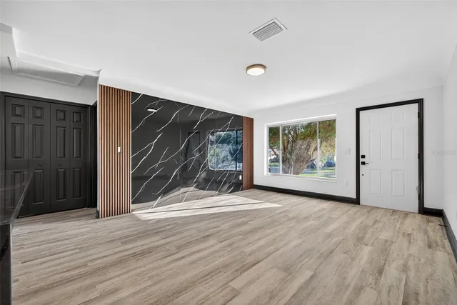 $3,000 | 2401 42nd Street South, St. Petersburg, FL 33711