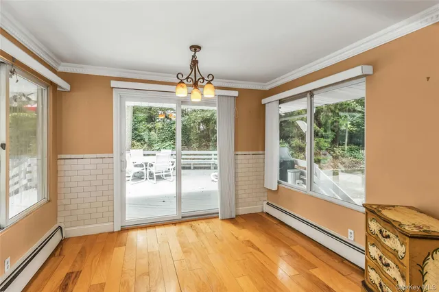 $1,088,888 | 29 Elmwood Court, Plainview, NY 11803