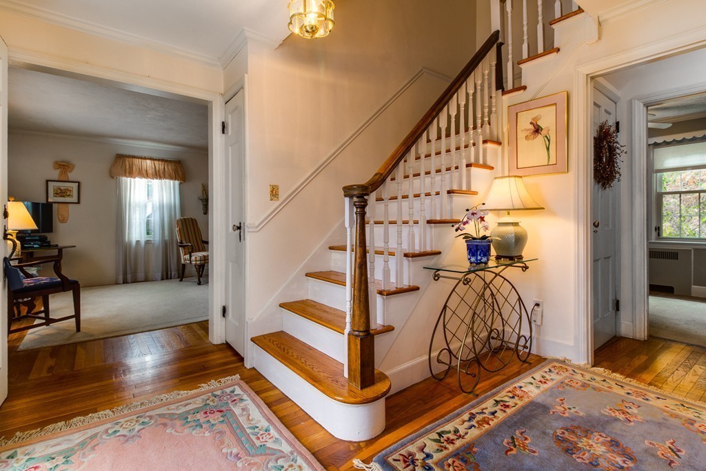 33 Otsego Road Worcester, MA 01609 - Photo 3 of 30 Gallery Image 3