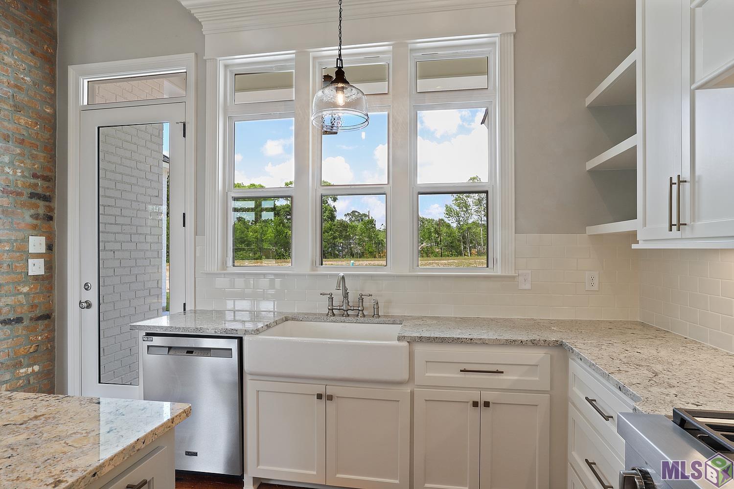 6518 Feather Rdg Drive Baton Rouge, LA 70817 - Photo 7 of 22