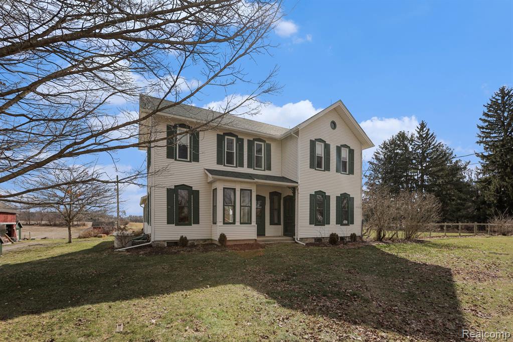 7861 Gregory Road Dexter, MI 48130 - Photo 3 of 37