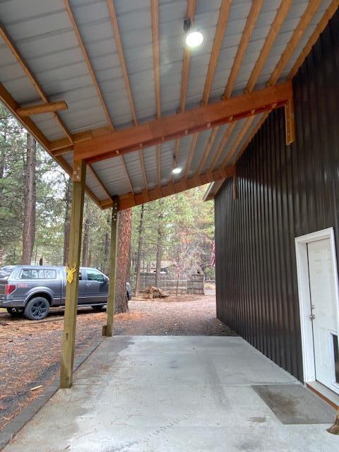 16913 Downey Road Bend, OR 97707 - Photo 6 of 34 Carport
