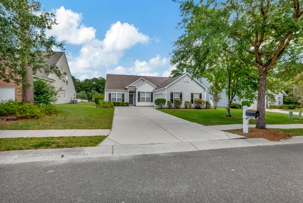 $2,200 | 4808 Harvest Moon Court, Summerville, SC 29485