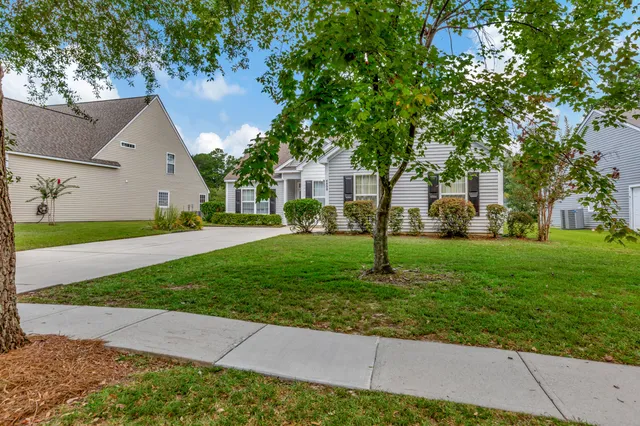 $2,200 | 4808 Harvest Moon Court, Summerville, SC 29485