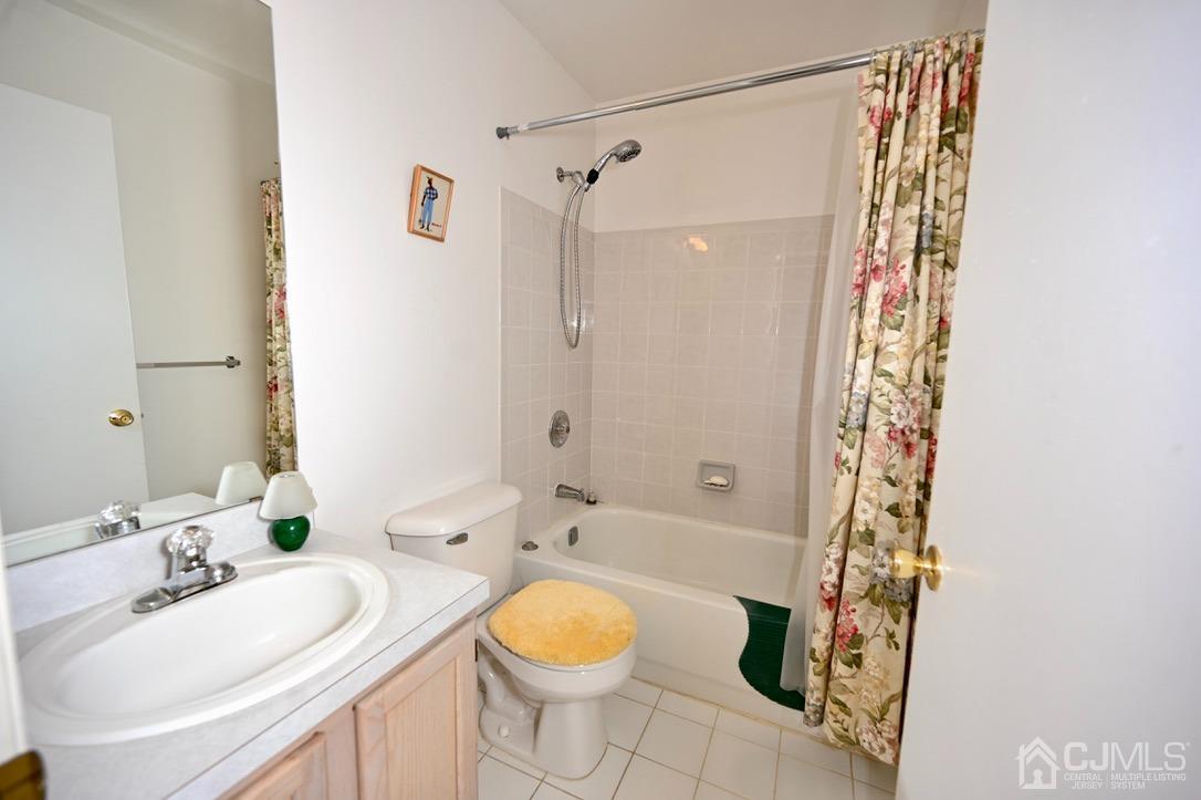 119 Salem Road North Brunswick, NJ 08902 - Photo 13 of 16 Gallery Image 13