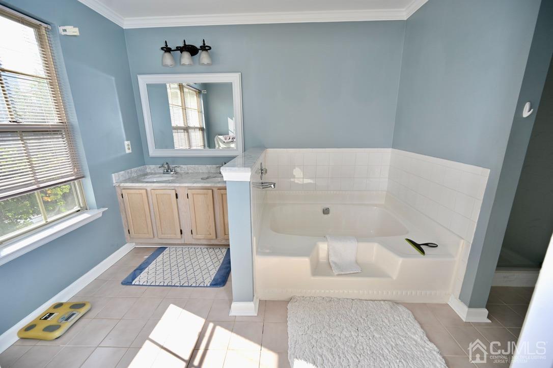 119 Salem Road North Brunswick, NJ 08902 - Photo 10 of 16 Gallery Image 10