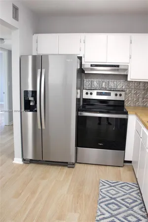 $2,200 | 9015 Southwest 138th Street, Unit 302, Miami, FL 33176