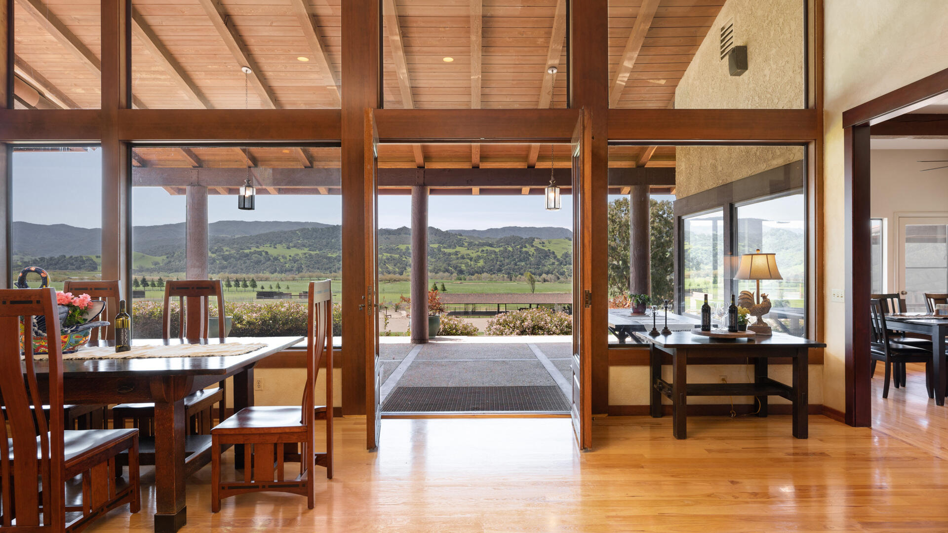 560 Ranch Road Solvang, CA 93463 - Photo 5 of 79 27-570-Ranch-Road-47