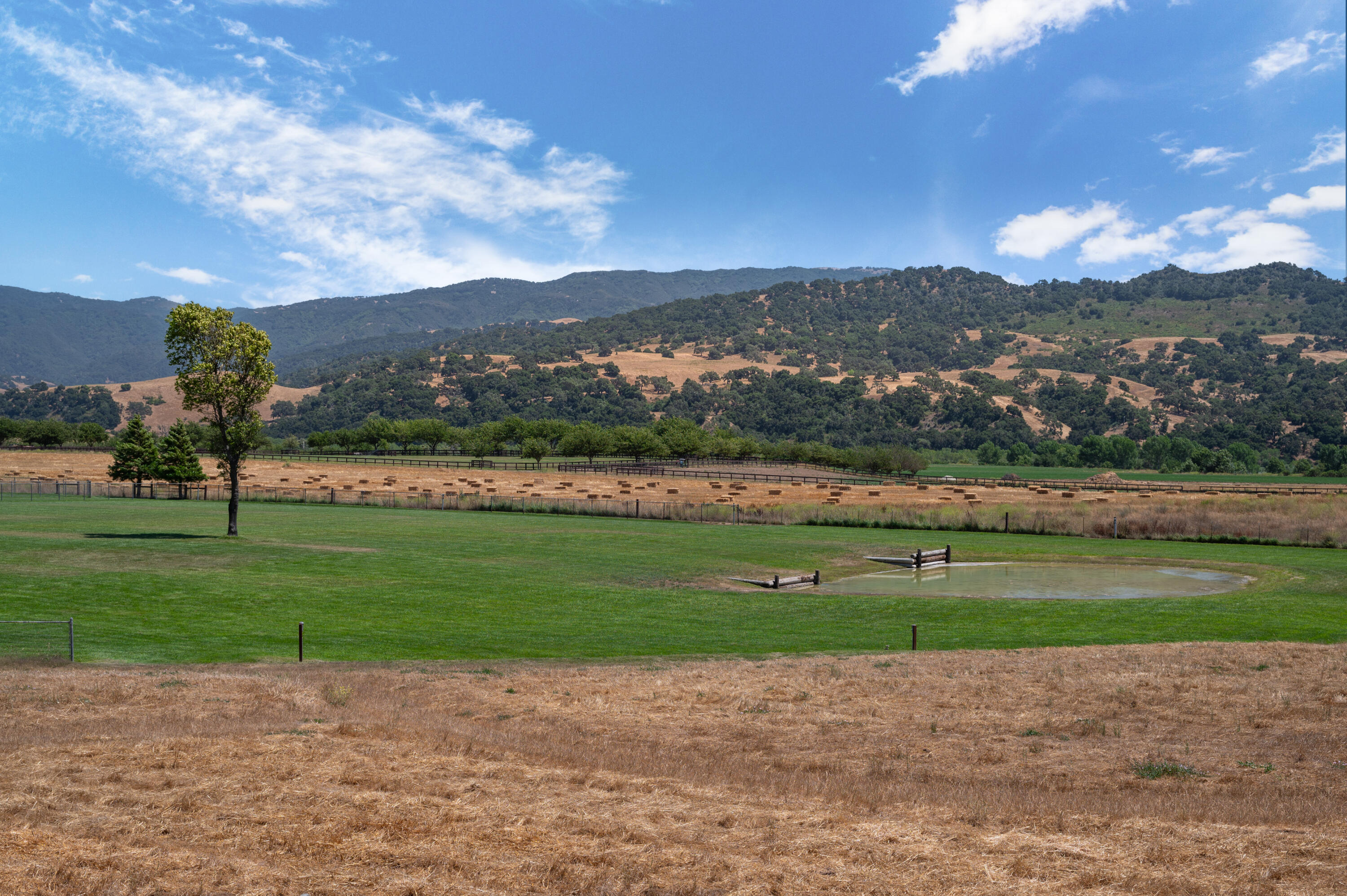 560 Ranch Road Solvang, CA 93463 - Photo 67 of 79 560_ranch_road_solvang_ca_ext-8