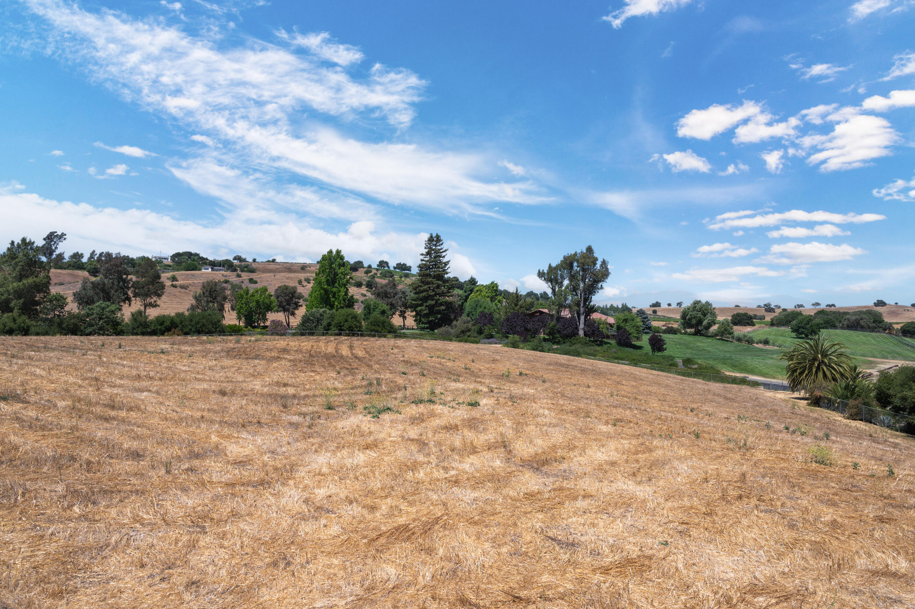560 Ranch Road Solvang, CA 93463 - Photo 71 of 79 560_ranch_road_solvang_ca_ext-12