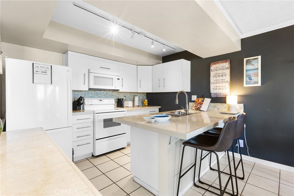 3606 Vista Rey, Unit 31 Oceanside, CA 92057 - Photo 11 of 50