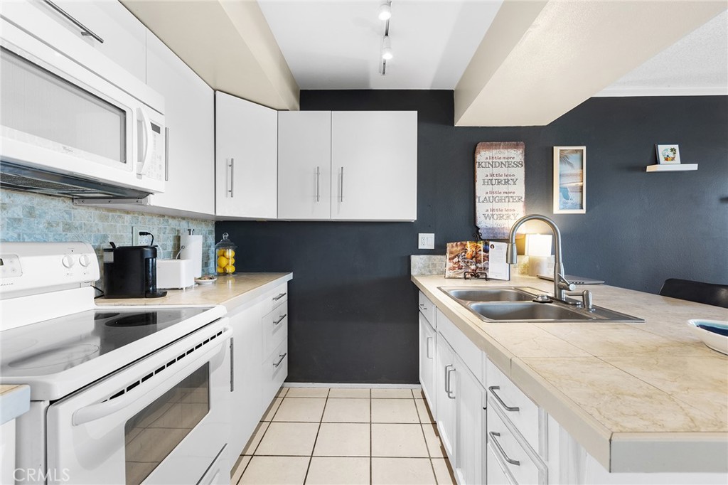 3606 Vista Rey, Unit 31 Oceanside, CA 92057 - Photo 13 of 50