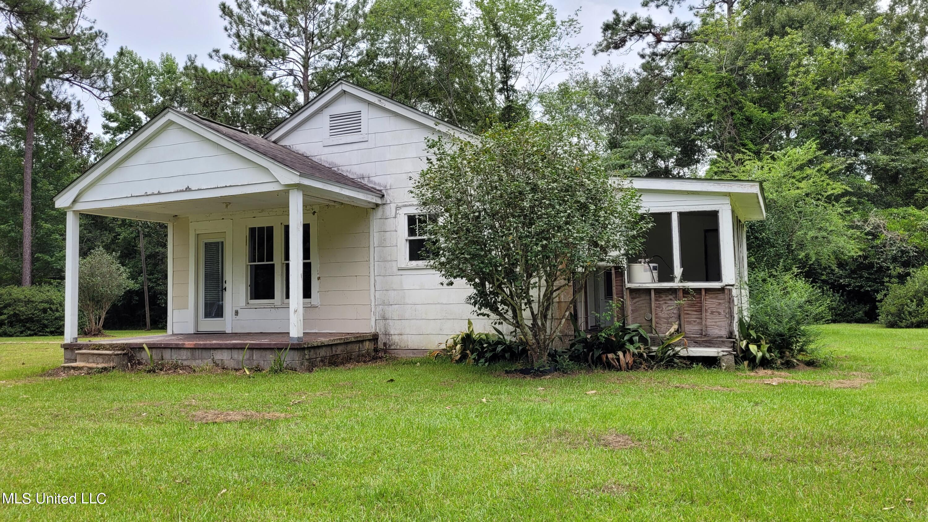 175 Beasley Alexander Road Poplarville, MS 39470 - Photo 15 of 25 20220729_123527