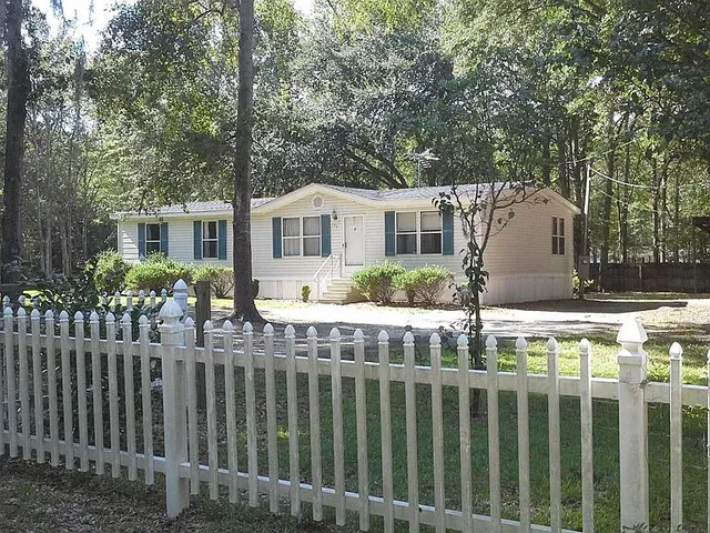 $179,000 | 137 Knott Drive, Eutawville, SC 29048