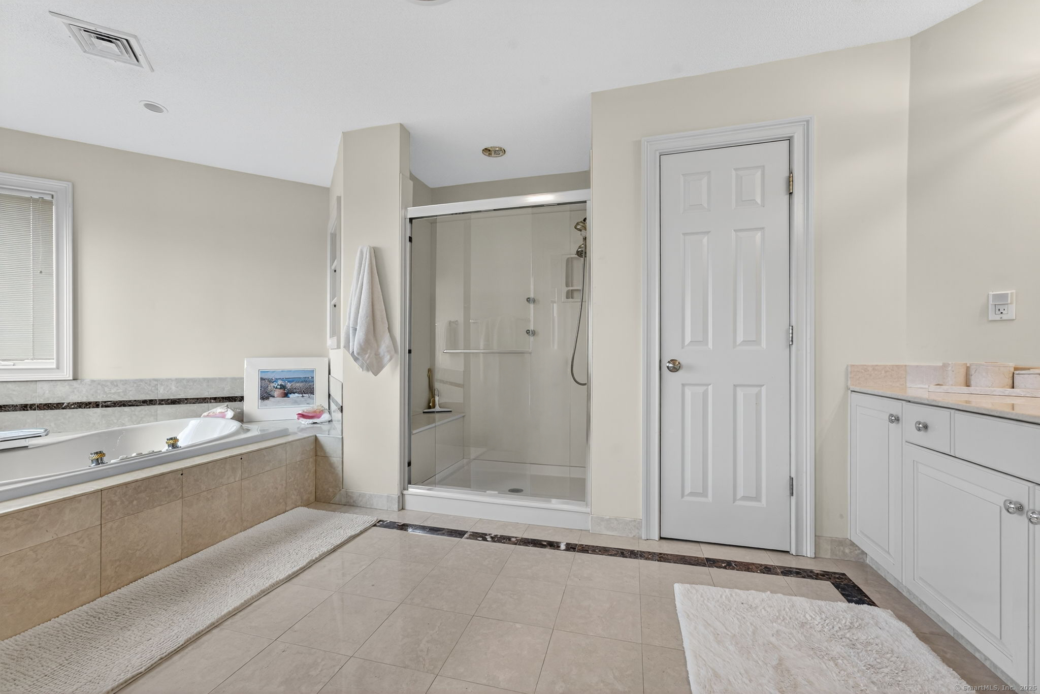 87 Colton Road Glastonbury, CT 06033 - Photo 19 of 39 a view of a kitchen with a stove