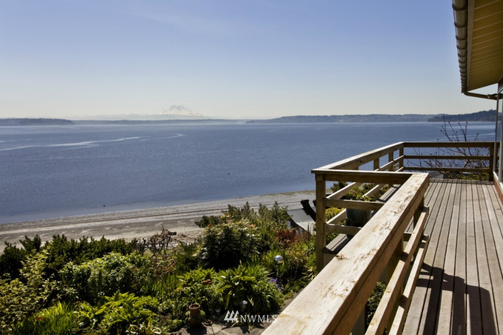 15609 Shanahan Road Southwest Vashon, WA 98070 - Photo 14 of 15 Gallery Image 14