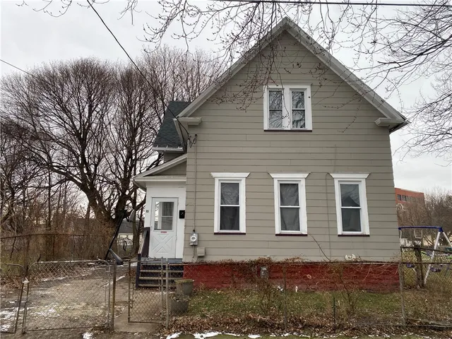 $89,000 | 15 Oakman Street, Rochester, NY 14605