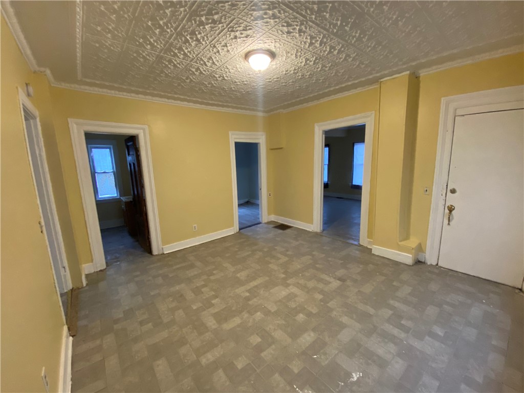 15 Oakman Street Rochester, NY 14605 - Photo 3 of 13