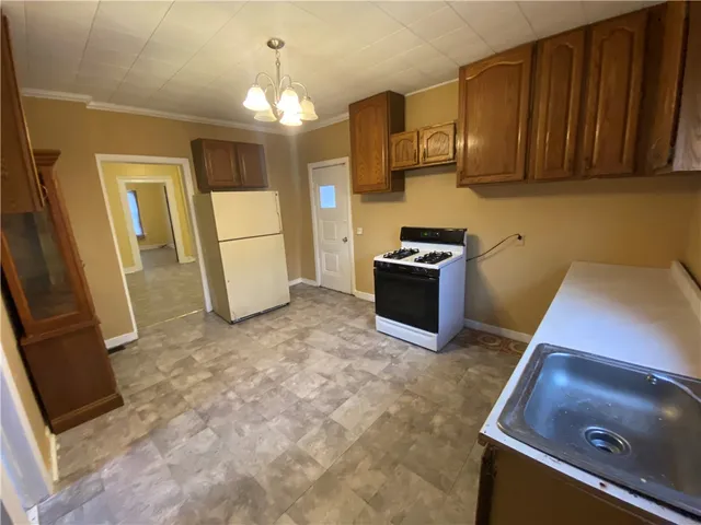 $89,000 | 15 Oakman Street, Rochester, NY 14605