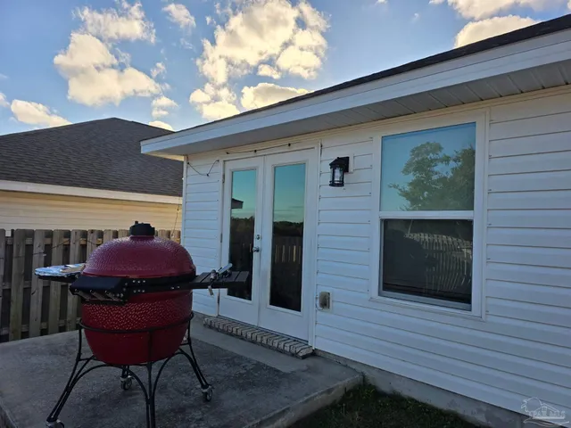 $289,900 | 5649 Guinevere Lane, Milton, FL 32583