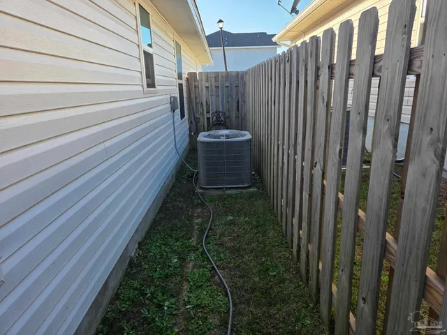 $289,900 | 5649 Guinevere Lane, Milton, FL 32583