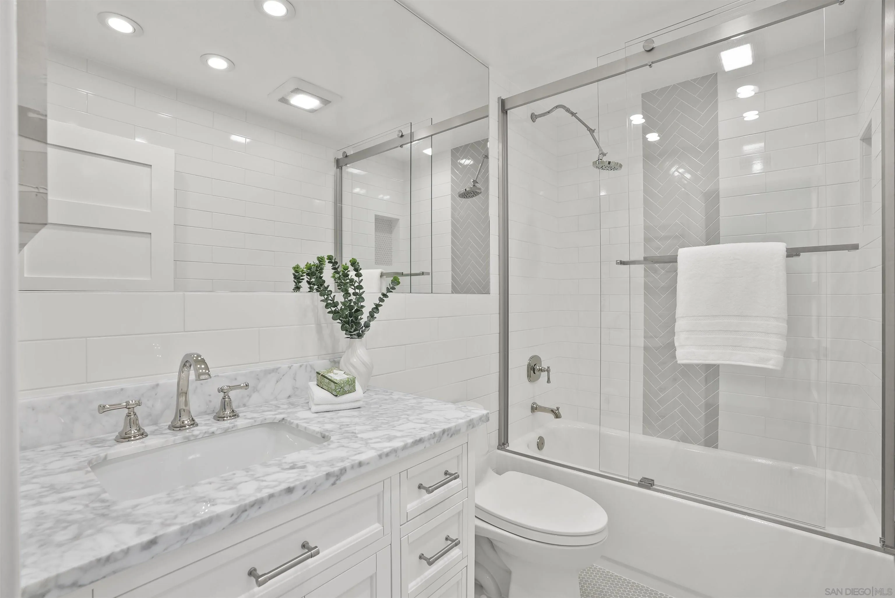 1328 Sun Valley Road Solana Beach, CA 92075 - Photo 19 of 24