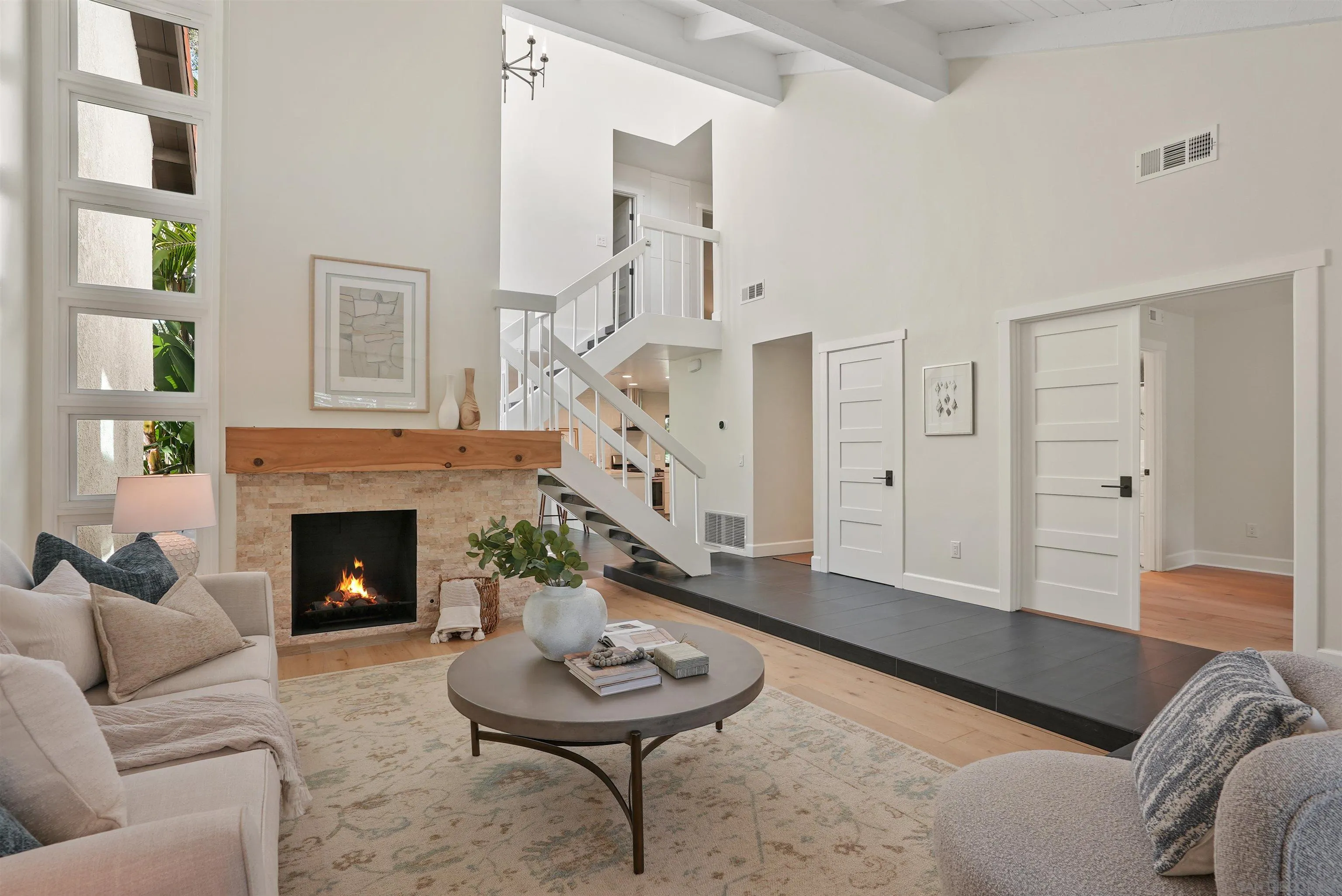 1328 Sun Valley Road Solana Beach, CA 92075 - Photo 4 of 24