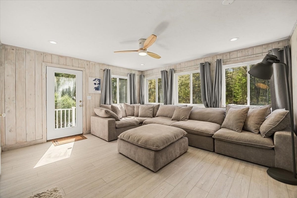 2 Boulder Road Bourne, MA 02534 - Photo 9 of 42