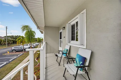 $159,900 | 3310 Loveland Boulevard, Unit 405, Punta Gorda, FL 33980