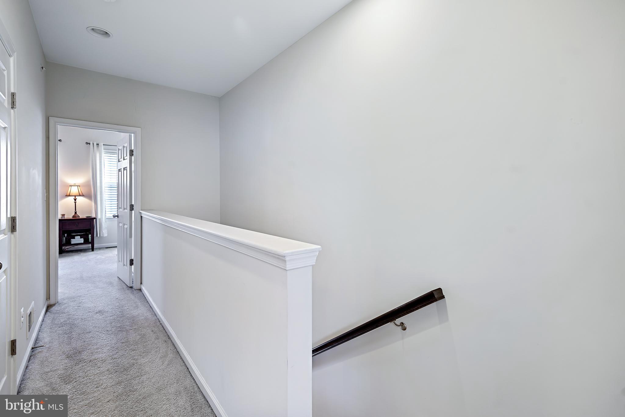 5950 Krantz Drive Frederick, MD 21703 - Photo 32 of 62 Upper level hallway