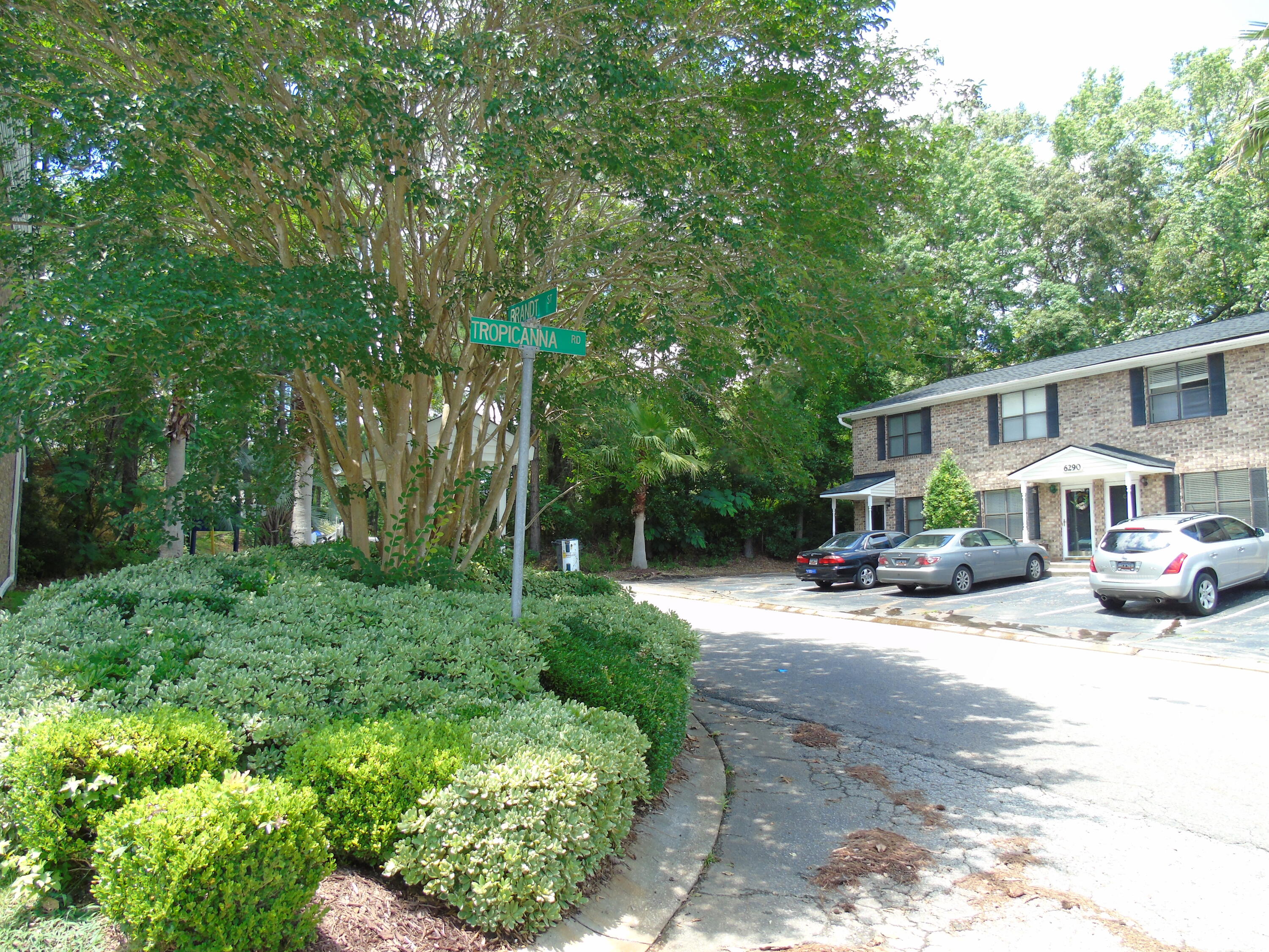 1910 Tropicana Road, Unit E North Charleston, SC 29406 - Photo 2 of 18 DSC00088