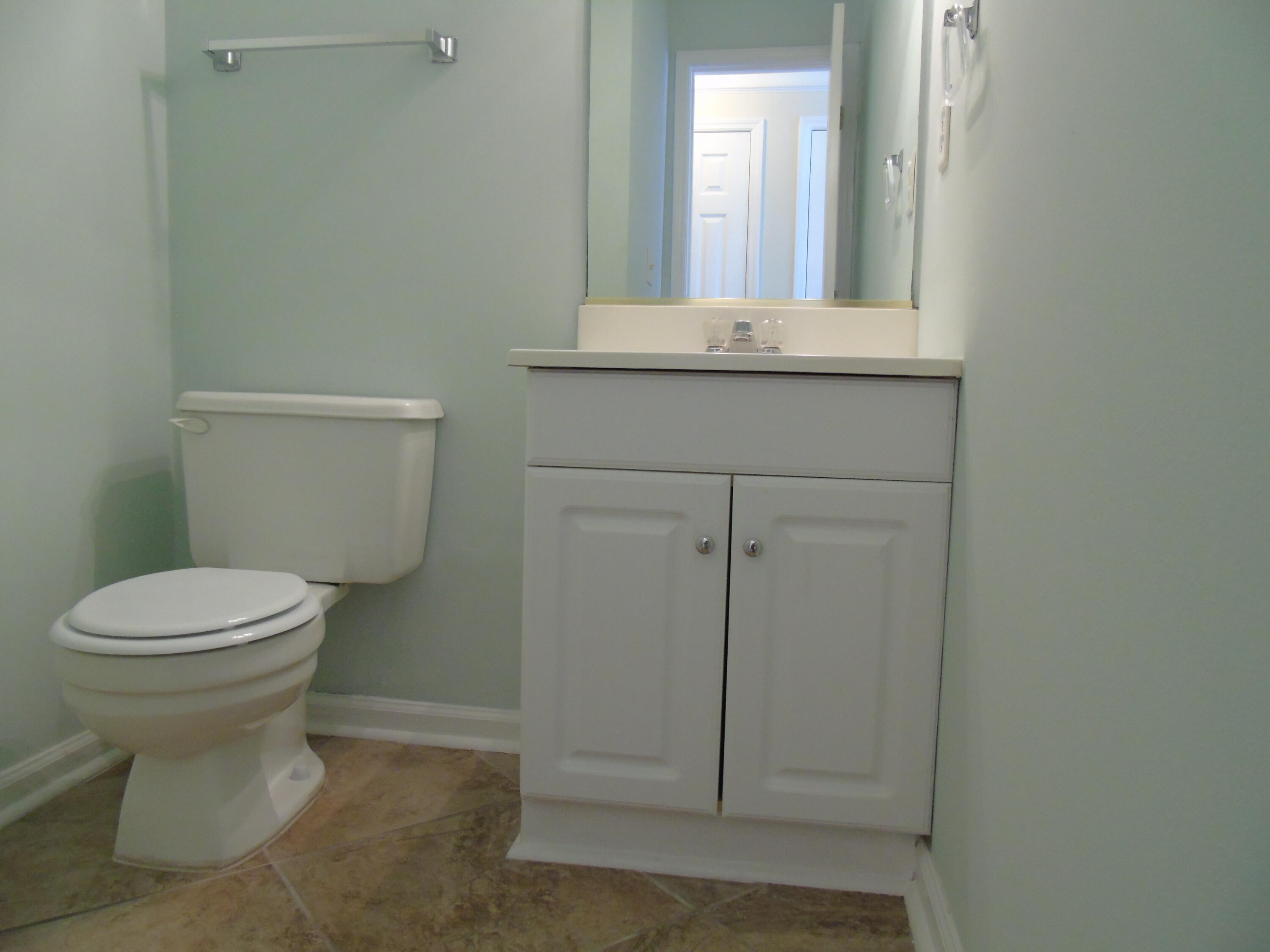 1910 Tropicana Road, Unit E North Charleston, SC 29406 - Photo 8 of 18 DSC00015