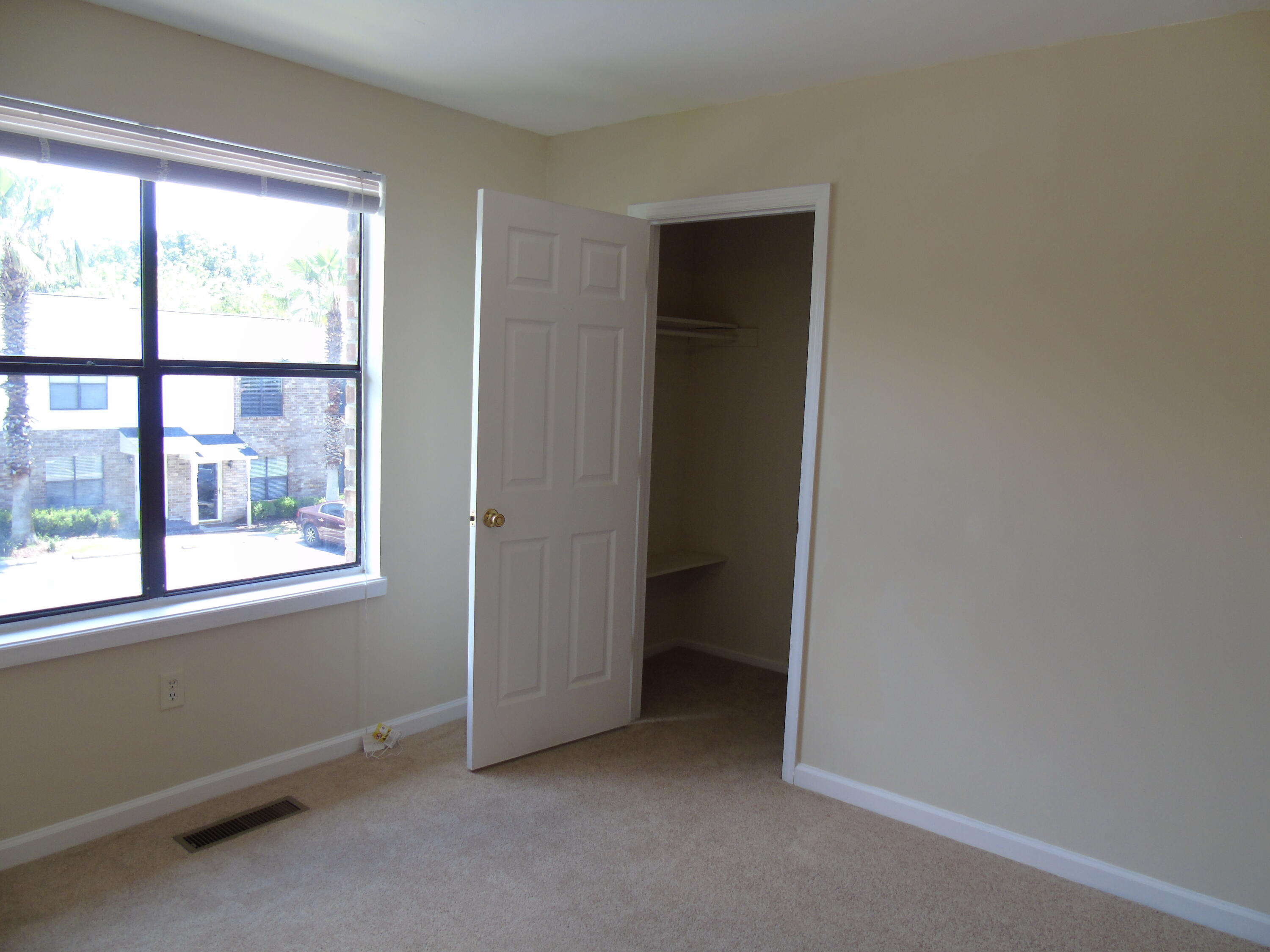 1910 Tropicana Road, Unit E North Charleston, SC 29406 - Photo 10 of 18 DSC00081