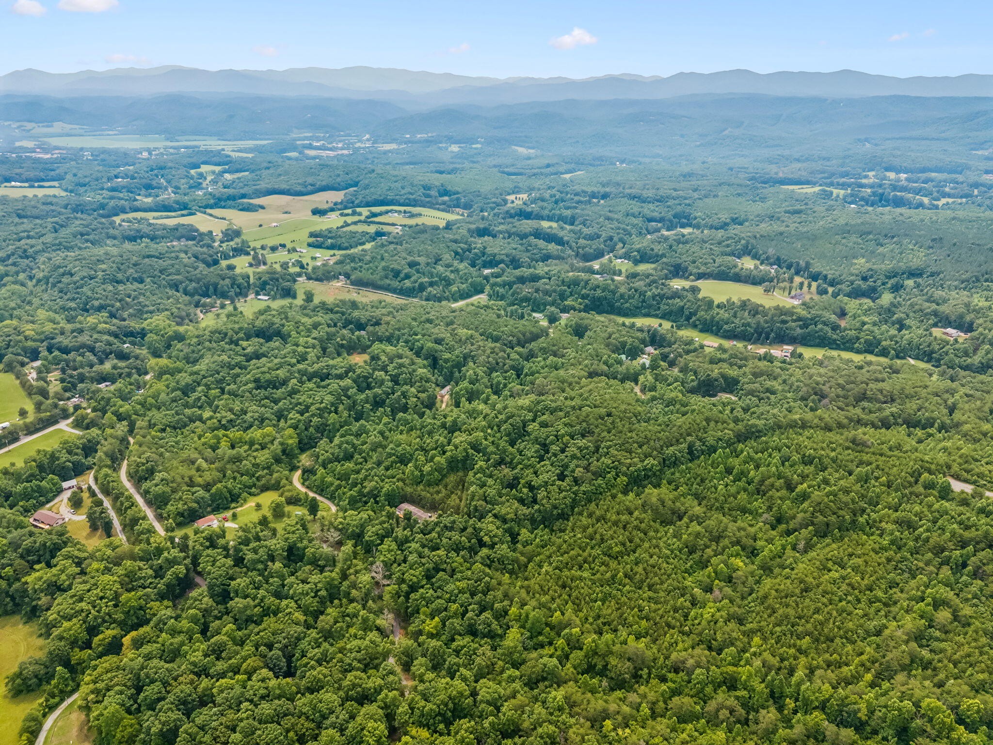 650 Gamble Gap Road Tellico Plains, TN 37385 - Photo 46 of 47