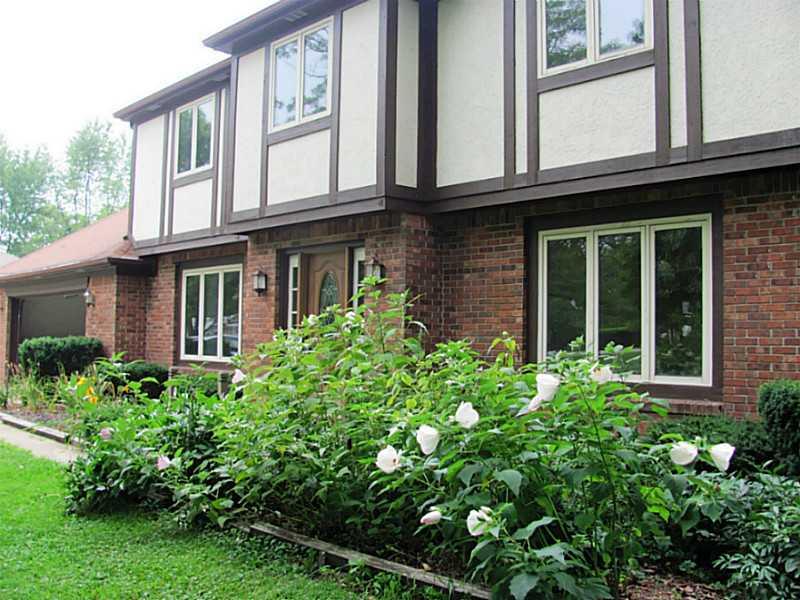 1544 North Raceway Road Indianapolis, IN 46234 - Photo 3 of 24 Gallery Image 3