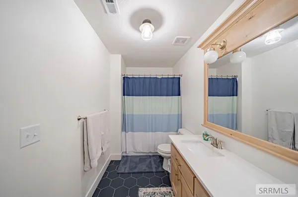 $424,000 | 655 North Lincoln Street, Rigby, ID 83442