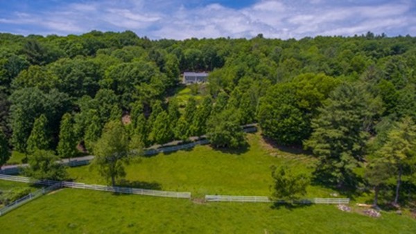 39 Foxtown Road Deerfield, MA 01342 - Photo 3 of 29 Gallery Image 3