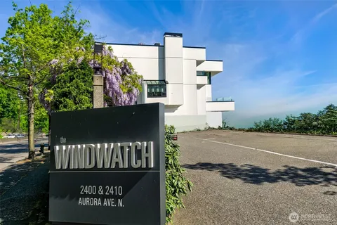 $1,595,000 | 2400 Aurora Avenue North, Unit 210, Seattle, WA 98109
