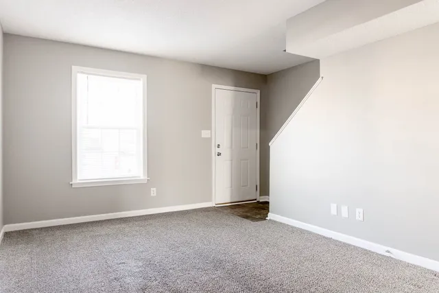 $950 | 1650 Baltimore Drive, Unit 1, Clarksville, TN 37043