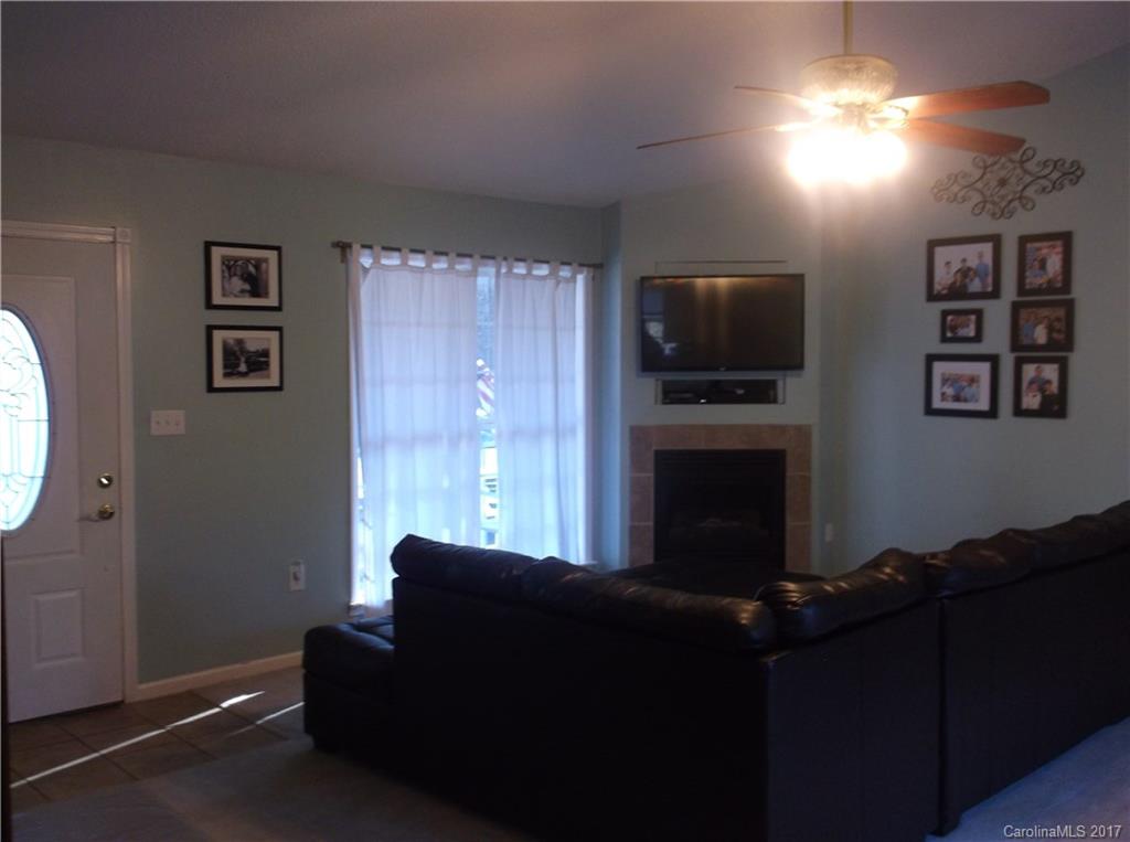 4061 Wycoff Road Sharon, SC 29742 - Photo 6 of 22 a living room with furniture and a flat screen tv