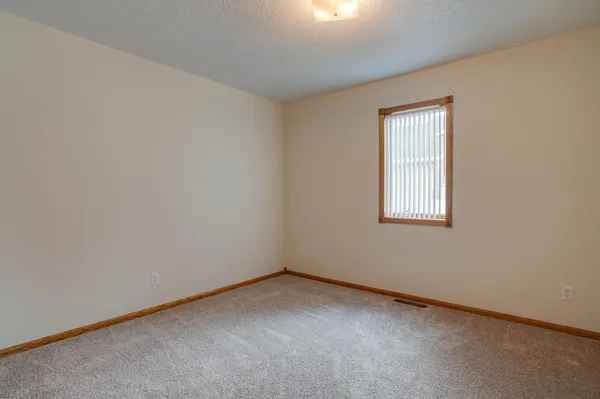 $449,900 | 560 41st Avenue South, Moorhead, MN 56560