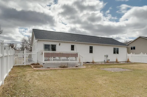 $449,900 | 560 41st Avenue South, Moorhead, MN 56560