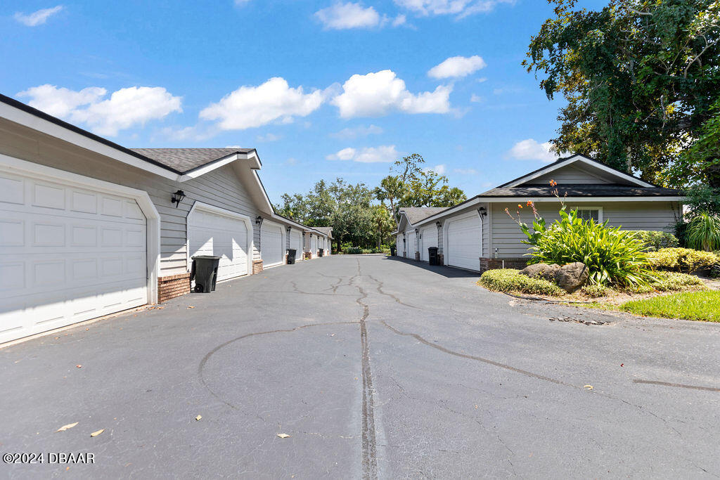 596 North Nova Road, Unit 306 Ormond Beach, FL 32174 - Photo 34 of 36 BFRR9873