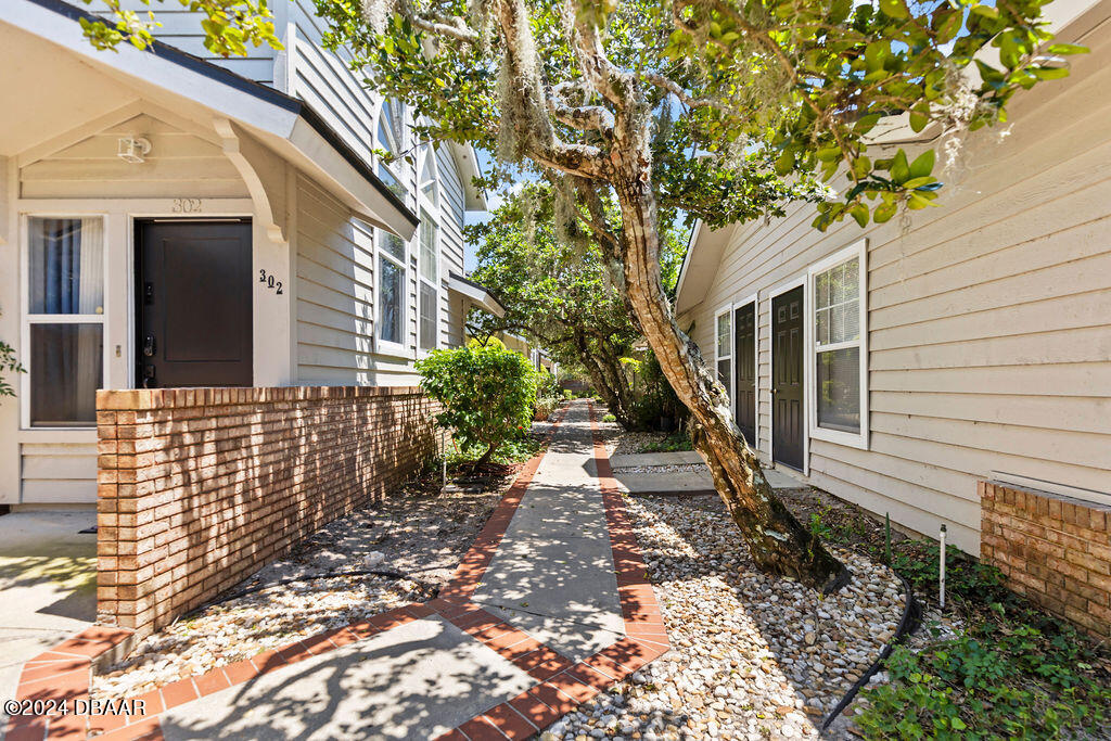 596 North Nova Road, Unit 306 Ormond Beach, FL 32174 - Photo 35 of 36 BFRR9878