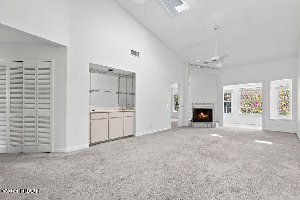 596 North Nova Road, Unit 306 Ormond Beach, FL 32174 - Photo 5 of 36 BFRR9995