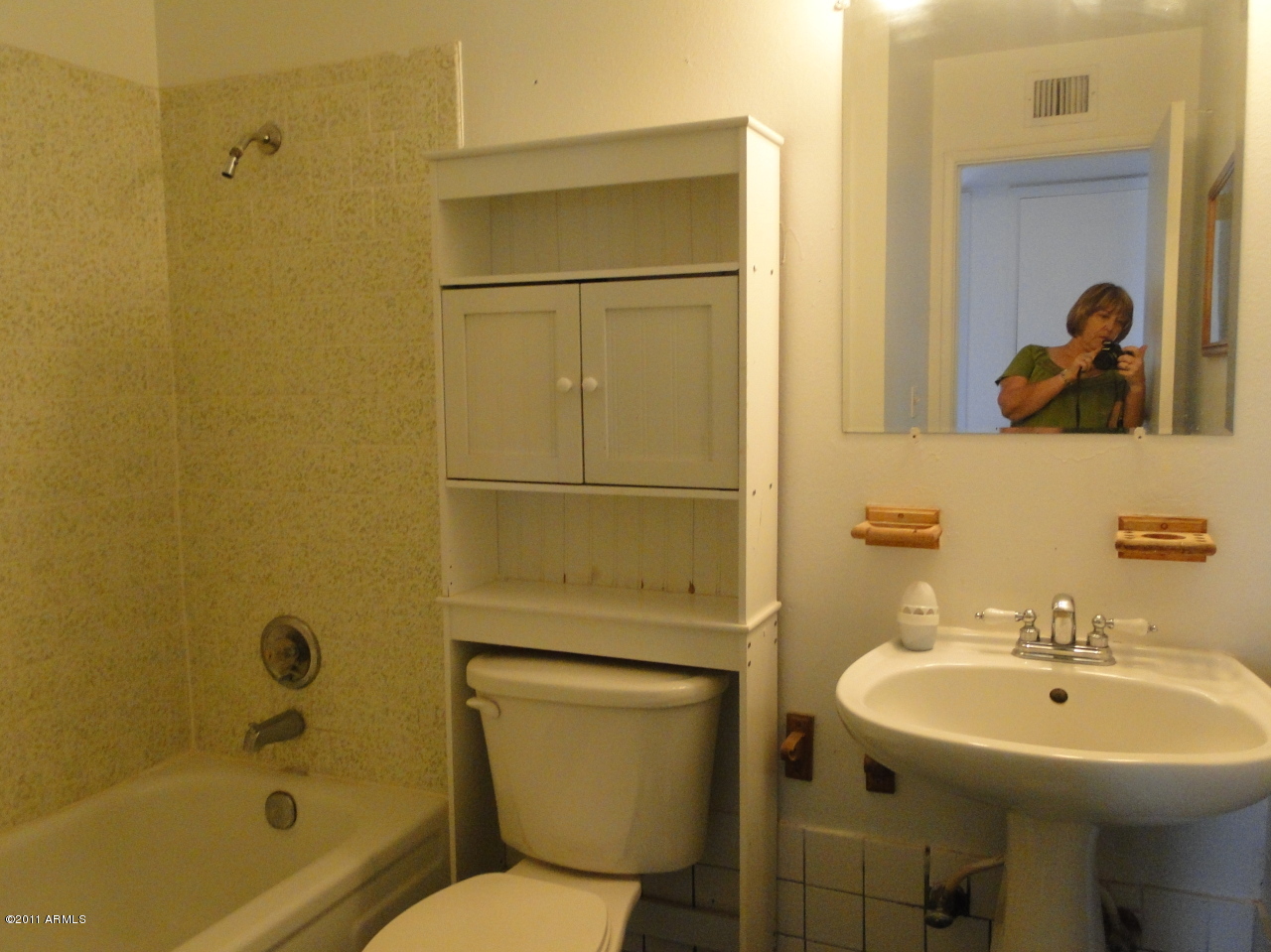 545 North Merrill Road Mesa, AZ 85207 - Photo 8 of 10 bathroom