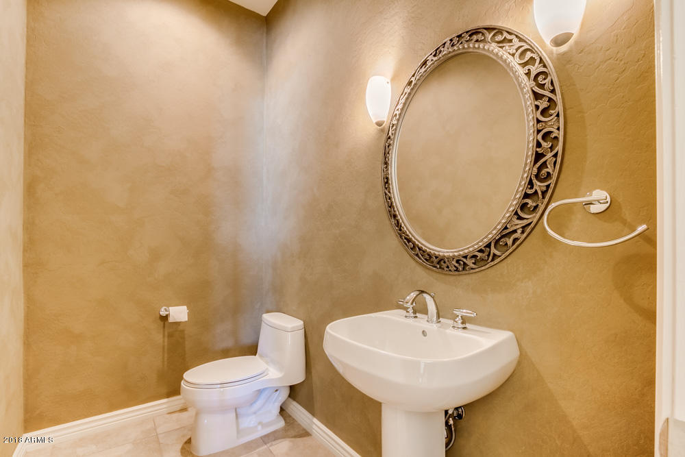 9626 East Vantage Point Road Scottsdale, AZ 85262 - Photo 25 of 74 Powder Room
