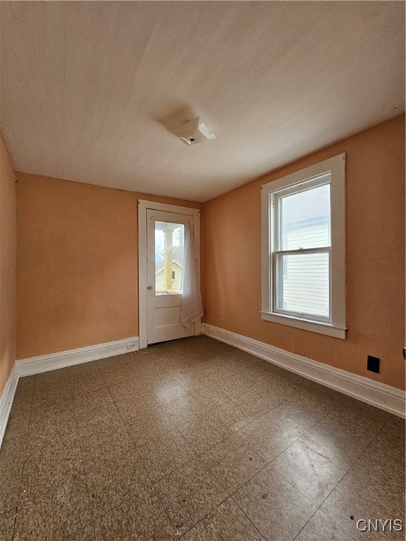 830 Watson Place Utica, NY 13502 - Photo 23 of 32