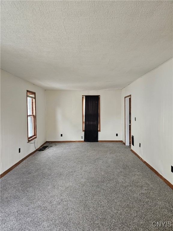 830 Watson Place Utica, NY 13502 - Photo 7 of 32